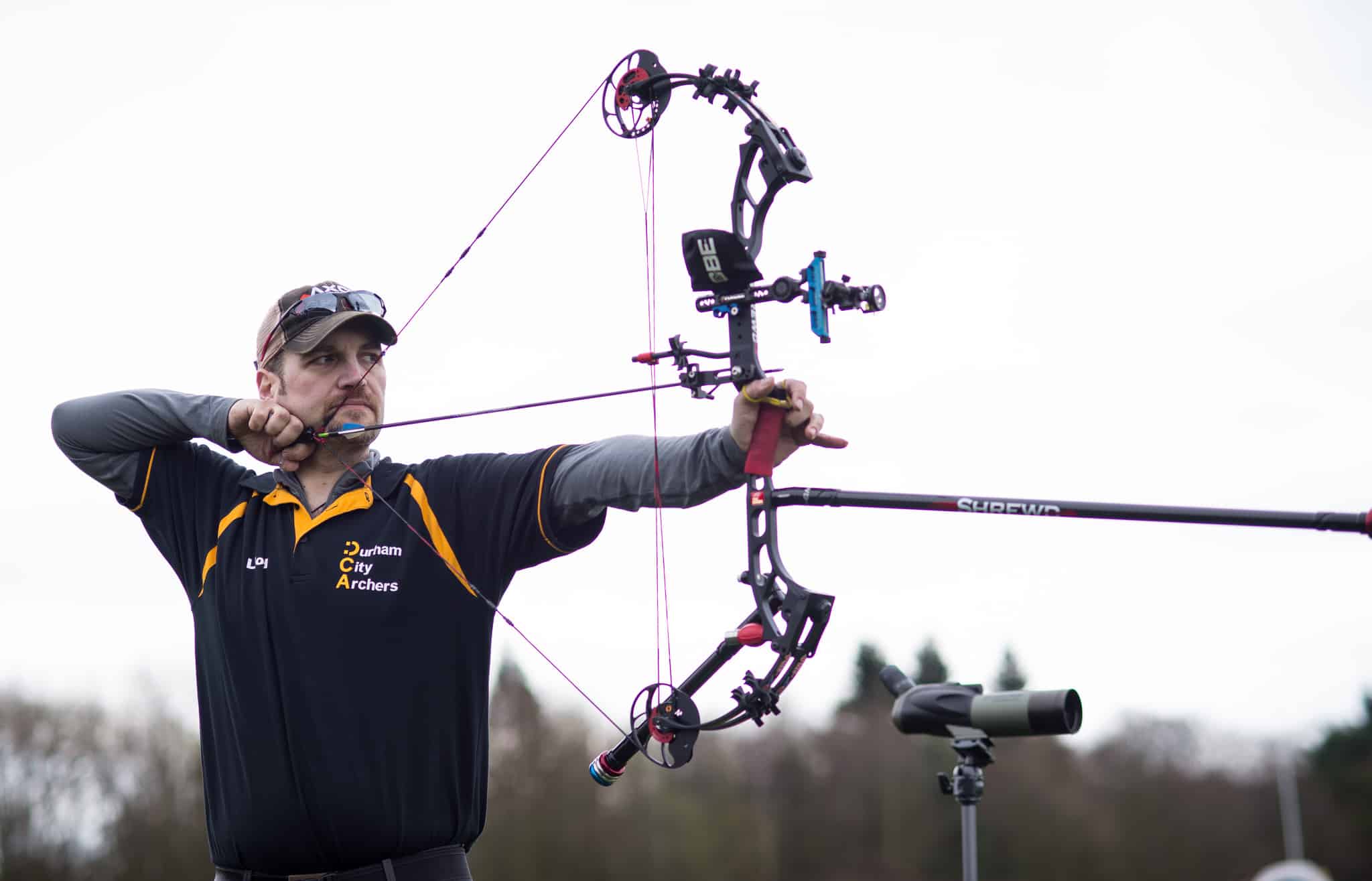 How to shoot a compound bow