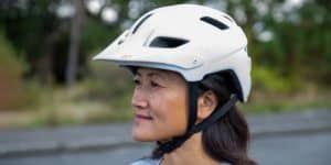 how to know if bike helmet is too small